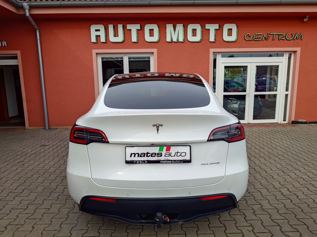 tesla-model-y - 7