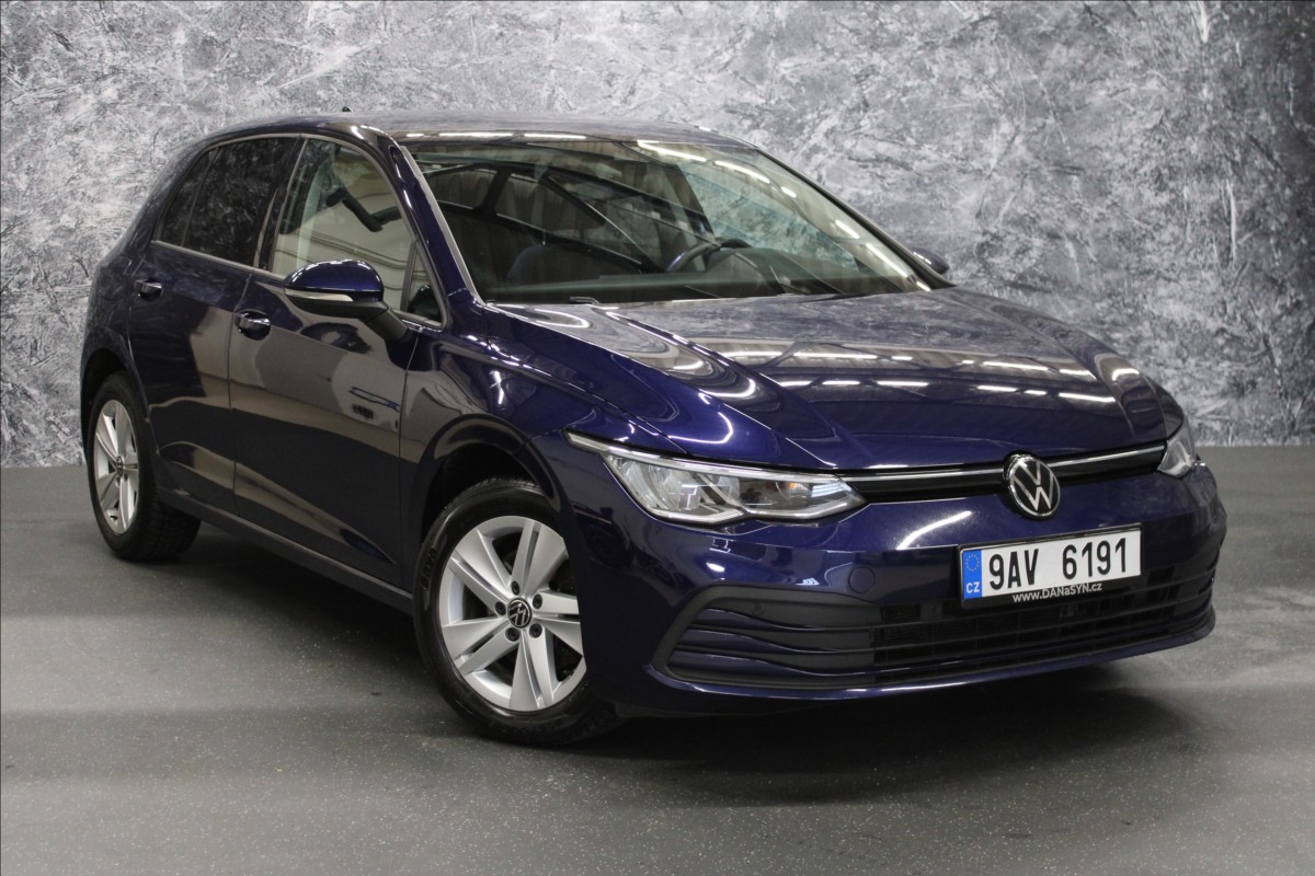 volkswagen-golf-1-0-tsi-life-1-majitel-cz - 1