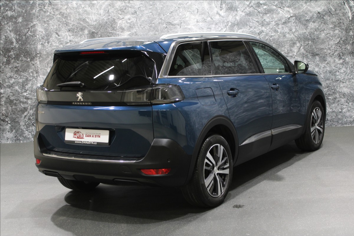 peugeot-5008-1-5-hdi-1-majitel-cz - 3