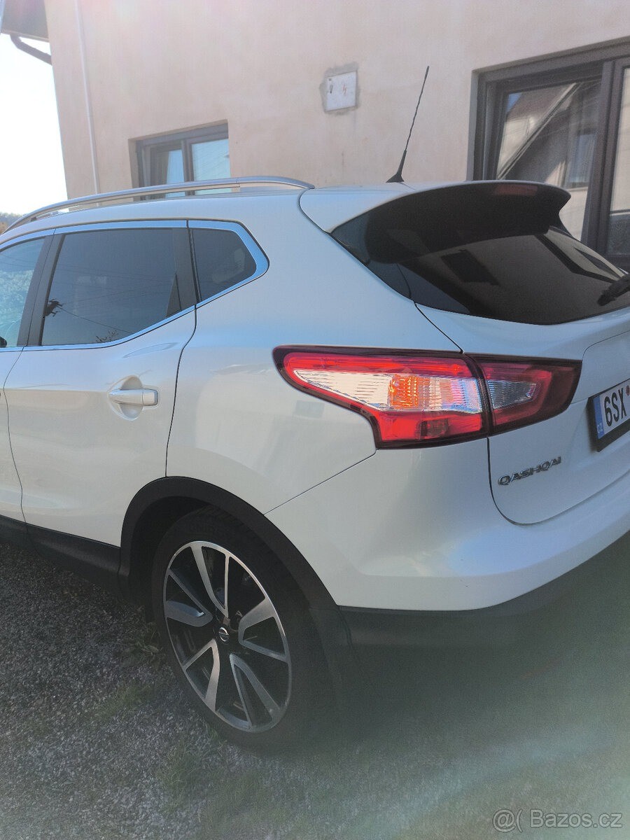 nissan-qashqai-1-6 - 6
