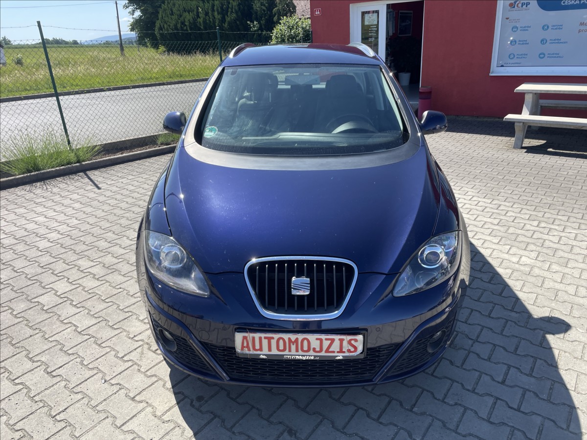 seat-altea-2-0-tdi-dsg-1-majitel-117460-km-tz-xenony-navi-xl - 2