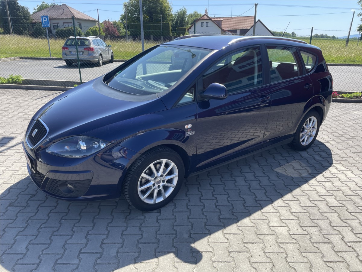 seat-altea-2-0-tdi-dsg-1-majitel-117460-km-tz-xenony-navi-xl - 3