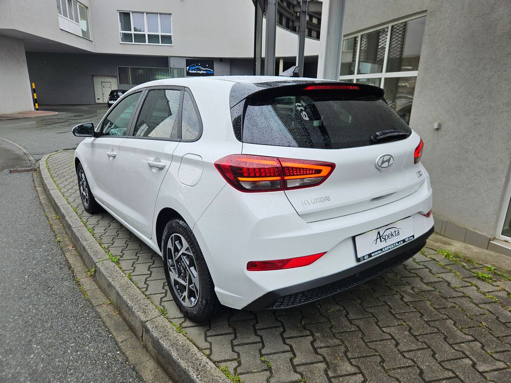 hyundai-i30-1-5i-family-serv-kn-1-maj - 2