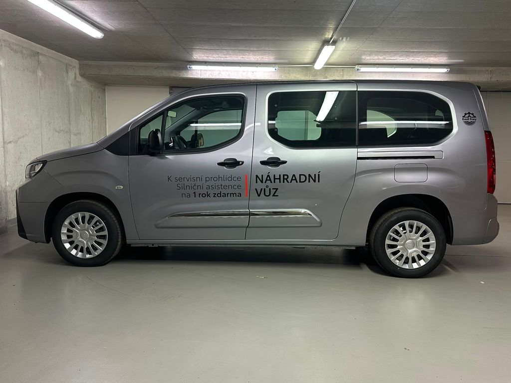 toyota-proace-city-verso-1-2-passenger-business-7s-tailgate - 7