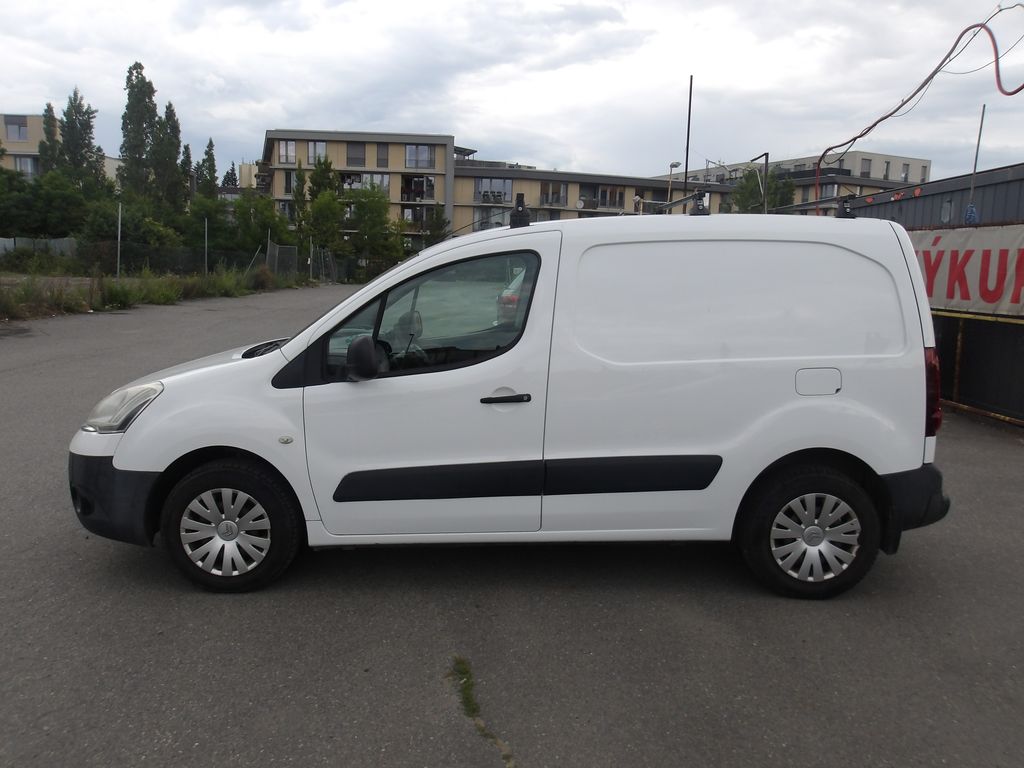 citroen-berlingo-1-6hdi-3-mista-1-majitel - 2