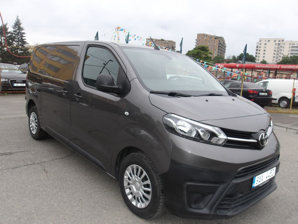toyota-proace-2-0-d-4d-cr-automat - 2