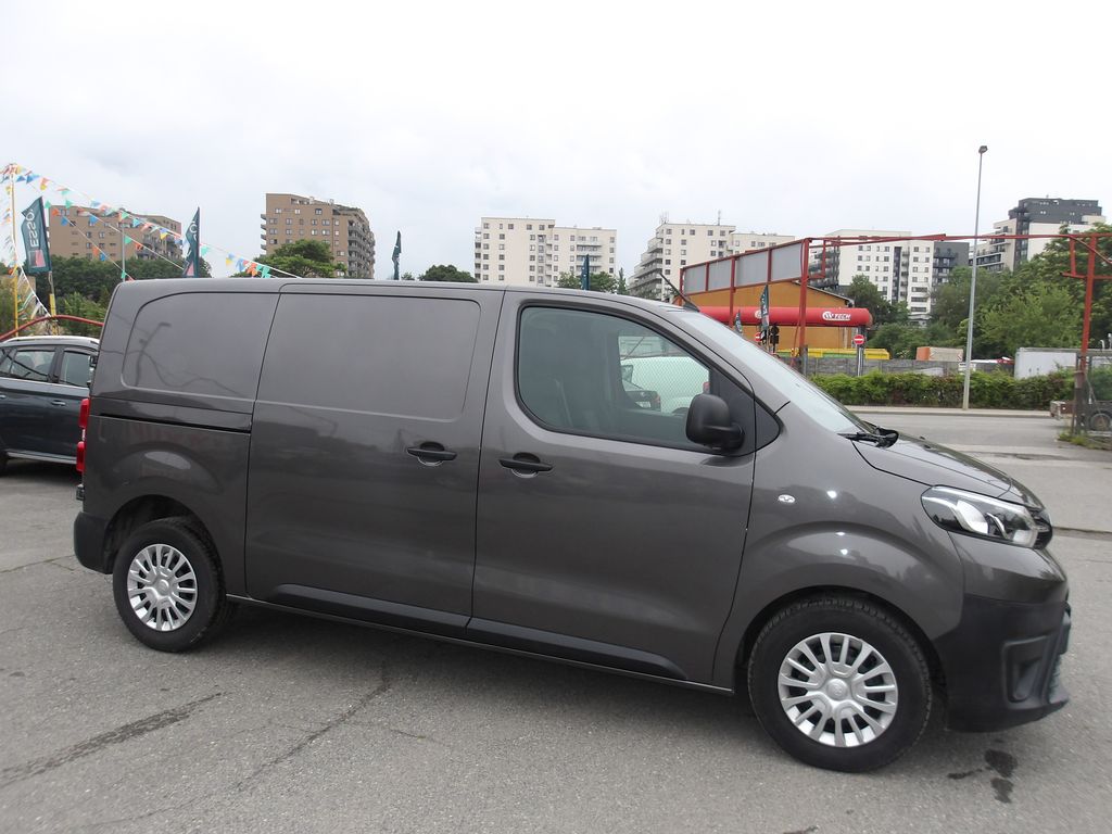 toyota-proace-2-0-d-4d-cr-automat - 4