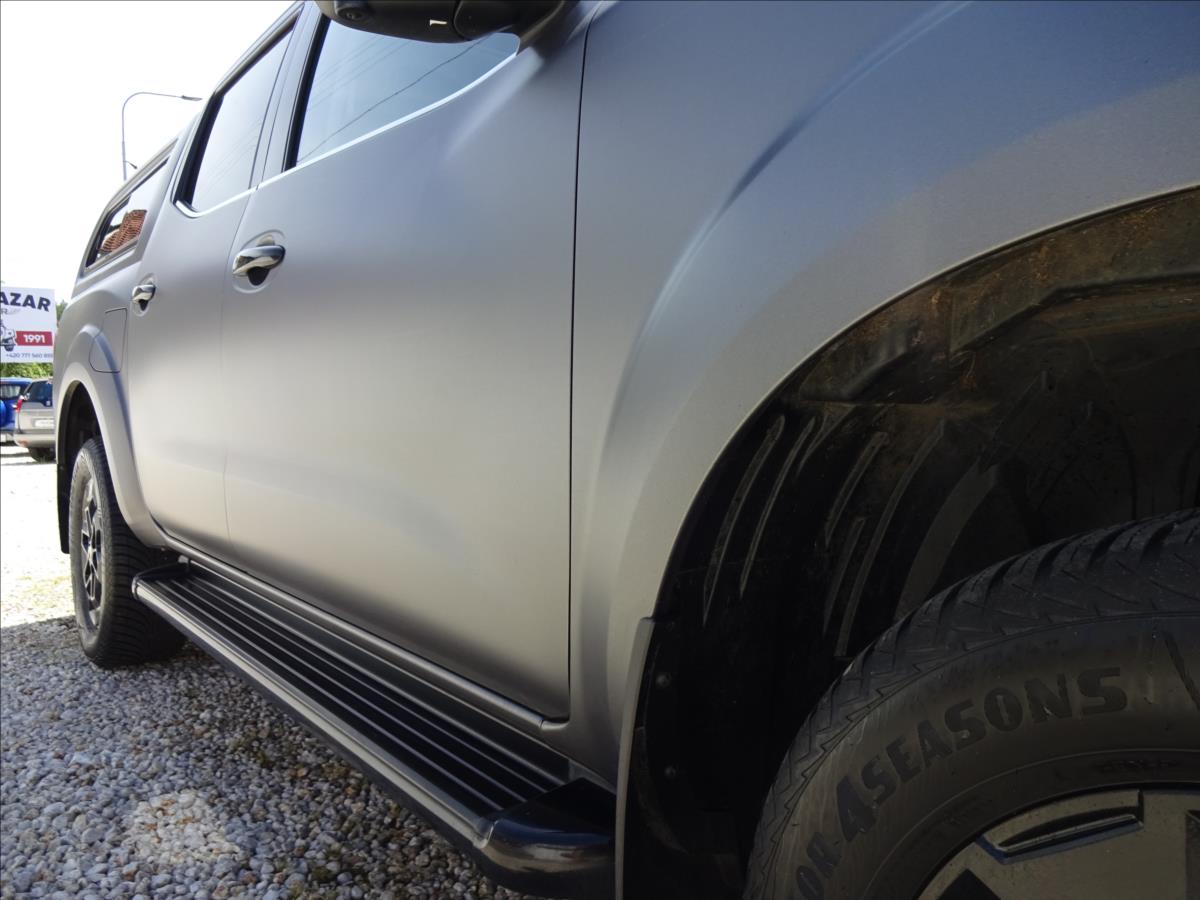 nissan-navara-2-3-dci-140-kw-4x4-automat - 9
