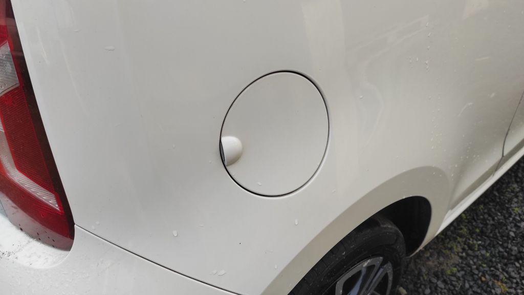 volkswagen-up-1-0-white-up - 4