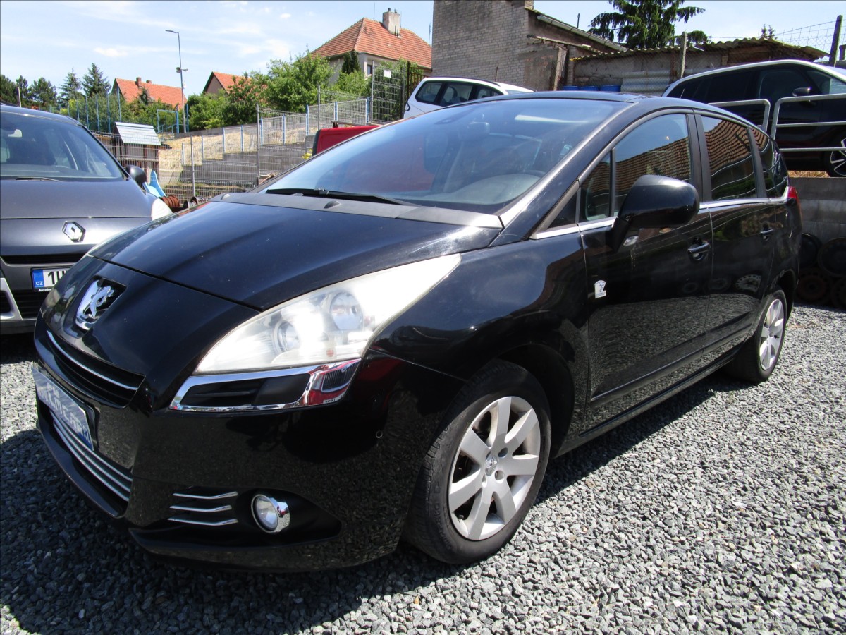 Peugeot 5008 1.6 THP aut. Klima, 7 míst