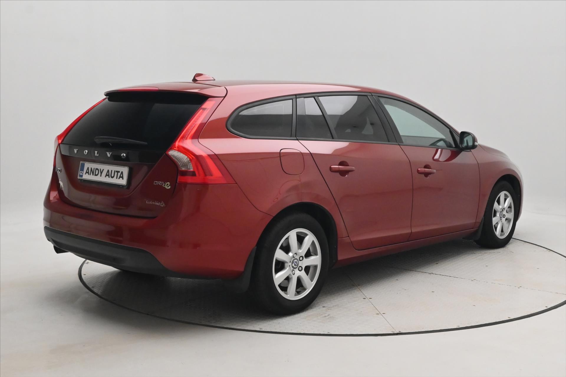 volvo-v60-1-6-d2-84-kw-manual-kinetic - 4