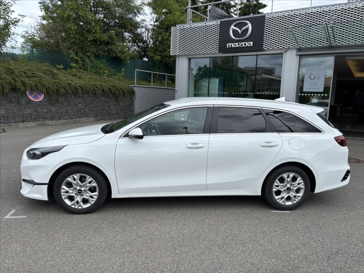 kia-ceed-1-5-tgdi-118kw-at-top-kamera - 1