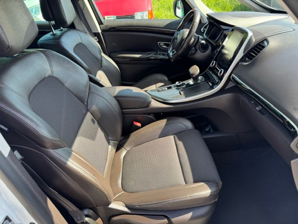 renault-espace-1-6-dci-118kw-intence - 9