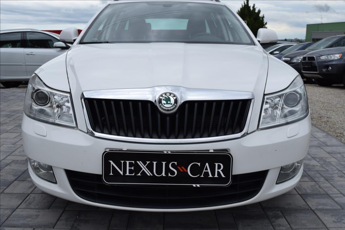 skoda-octavia-1-2-tsi-77kw-2xkola-xenony - 1