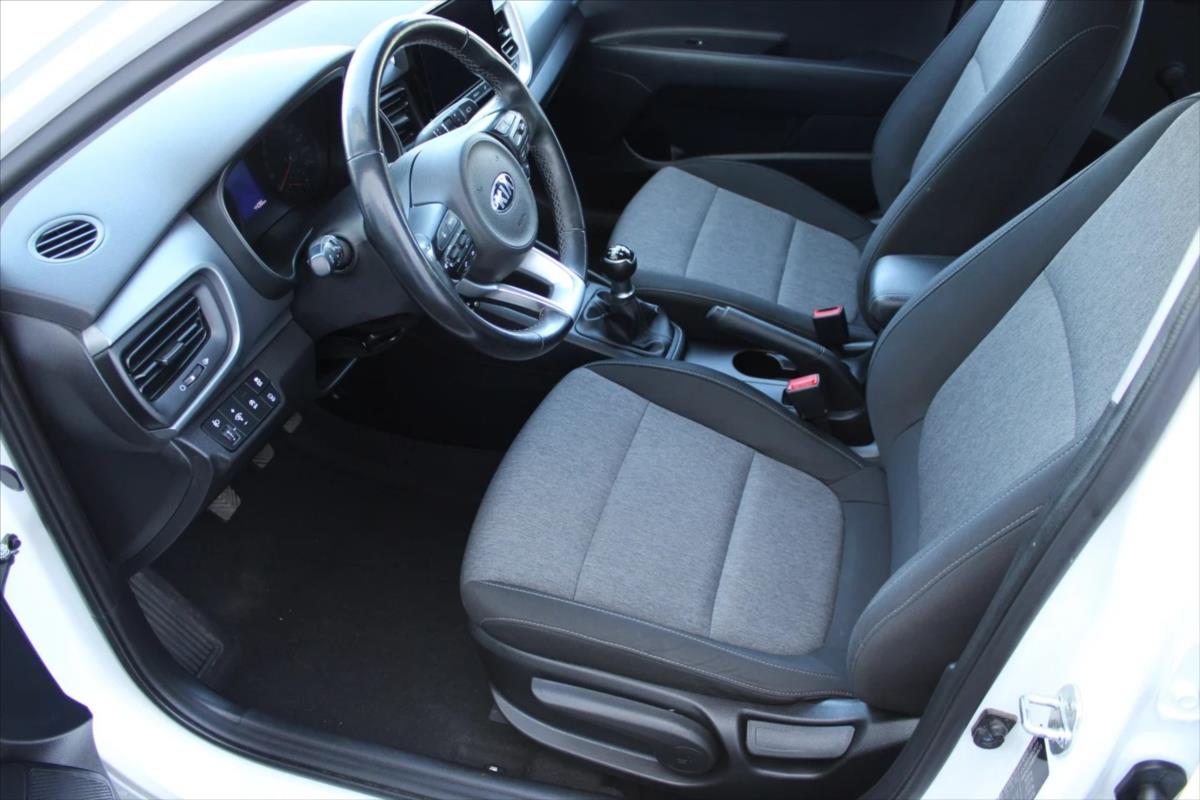kia-stonic-1-2-dpi-comfort - 6