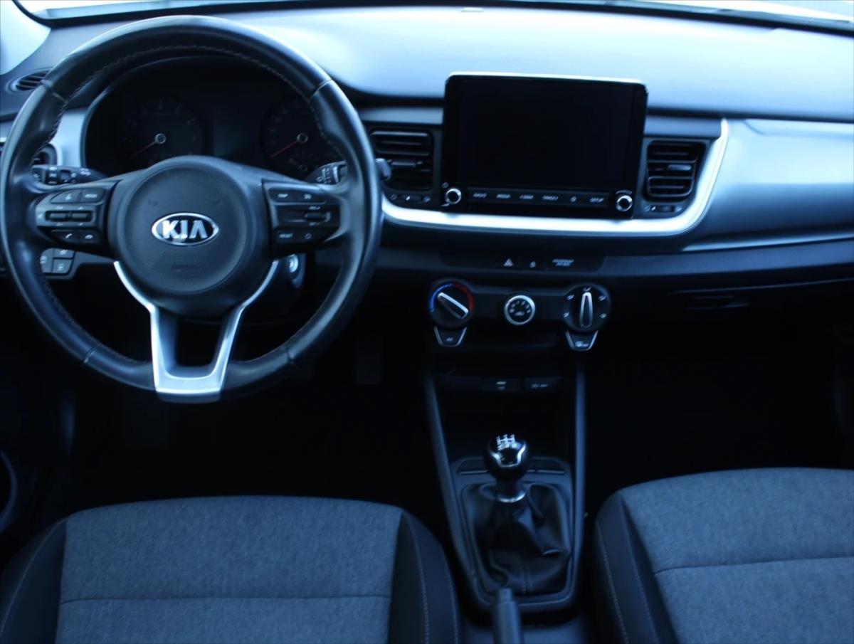 kia-stonic-1-2-dpi-comfort - 7