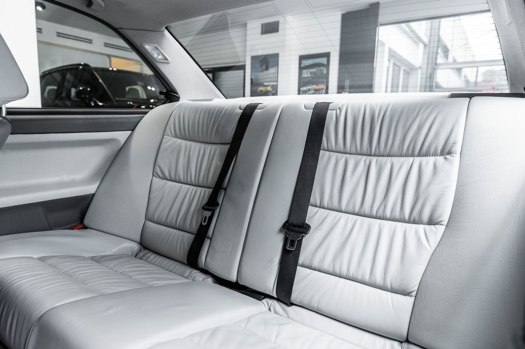 bmw-rada-3-325i-coupe-asc-t-business-de-t - 7