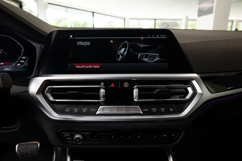 bmw-m4-competition-harmankardon-led - 9