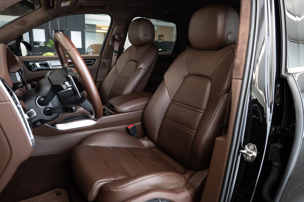 porsche-cayenne-turbo-approved-ceramic-burmester - 7