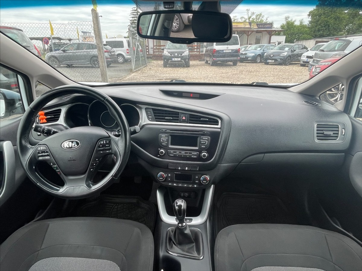kia-ceed-1-6-gdi - 6