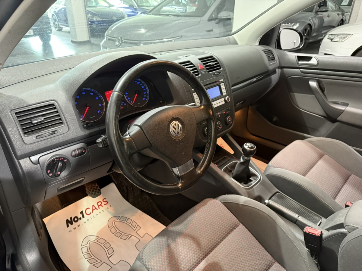 volkswagen-golf-1-4-tsi-gt-vyhrev-alu-stk - 5