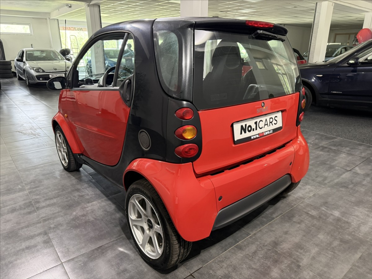 smart-fortwo-0-6-i-pure-alu-top-stav - 3