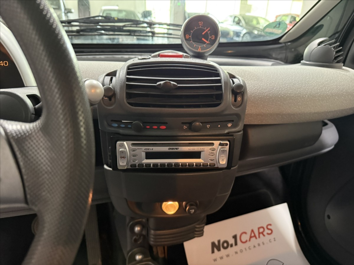 smart-fortwo-0-6-i-pure-alu-top-stav - 7