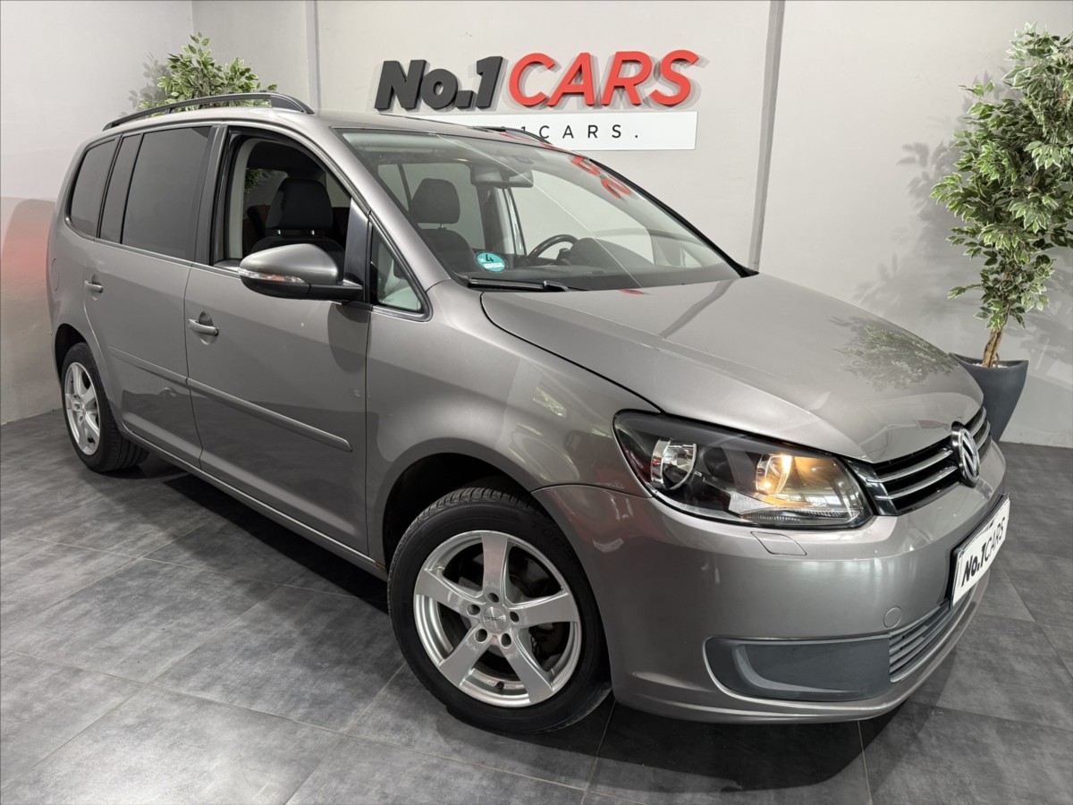 Volkswagen Touran 1,6   TDI 77KW VÝHŘEV TAŽNÉ