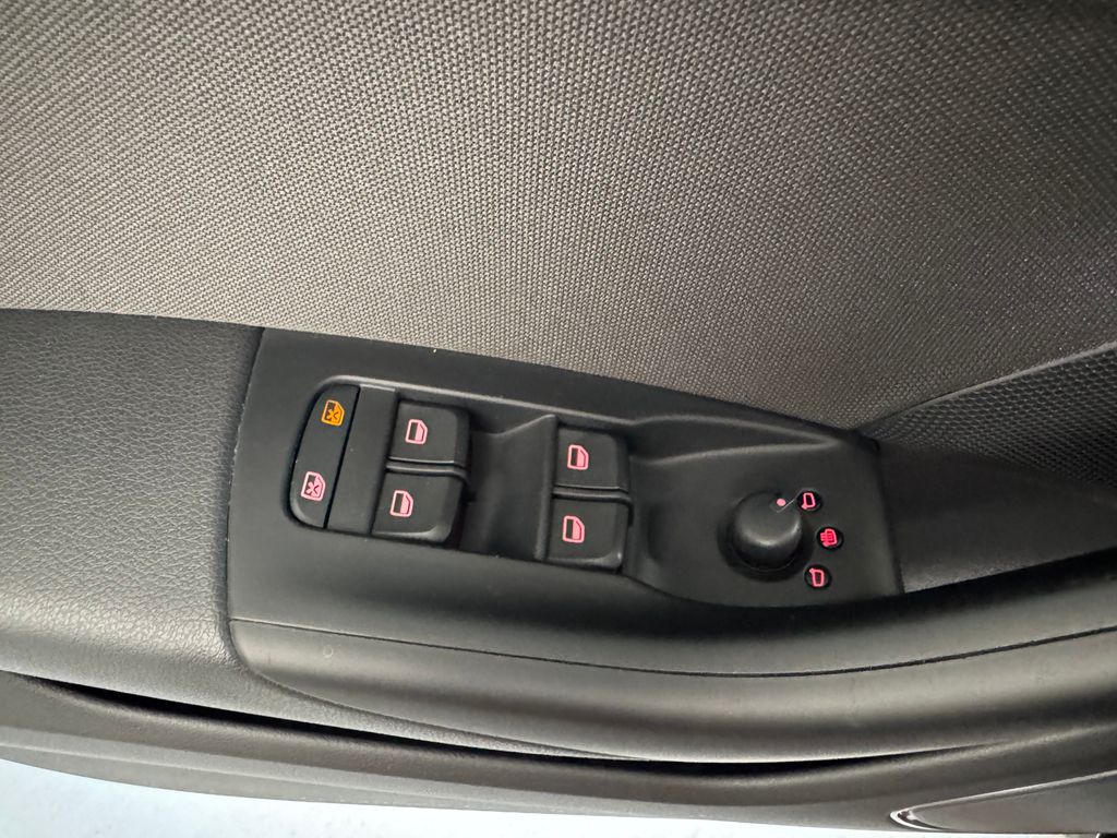 audi-q3-2-0-tdi-s-tronic-quattro - 6