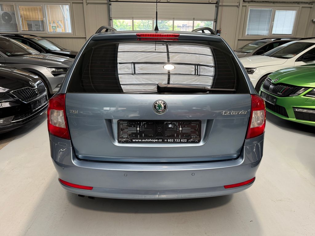 skoda-octavia-combi-1-4-tsi-ambiente - 4