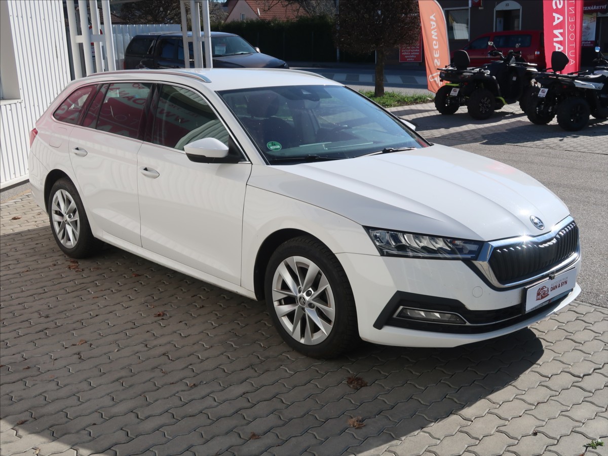 skoda-octavia-2-0-tdi-dsg-style-1-majitel-cz - 1