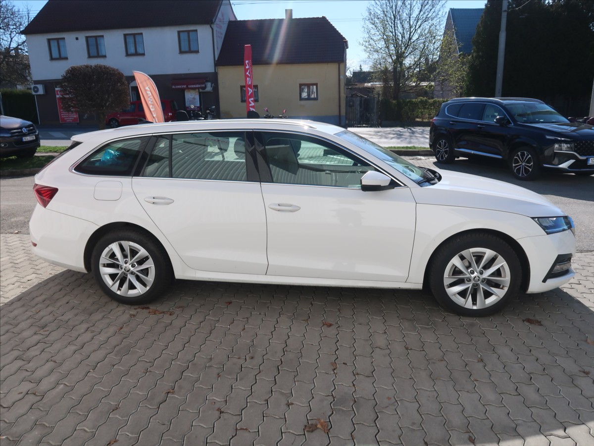 skoda-octavia-2-0-tdi-dsg-style-1-majitel-cz - 2