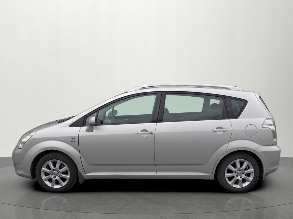 toyota-corolla-verso-1-8-vvt-i-95kw-7-mist-cr - 1