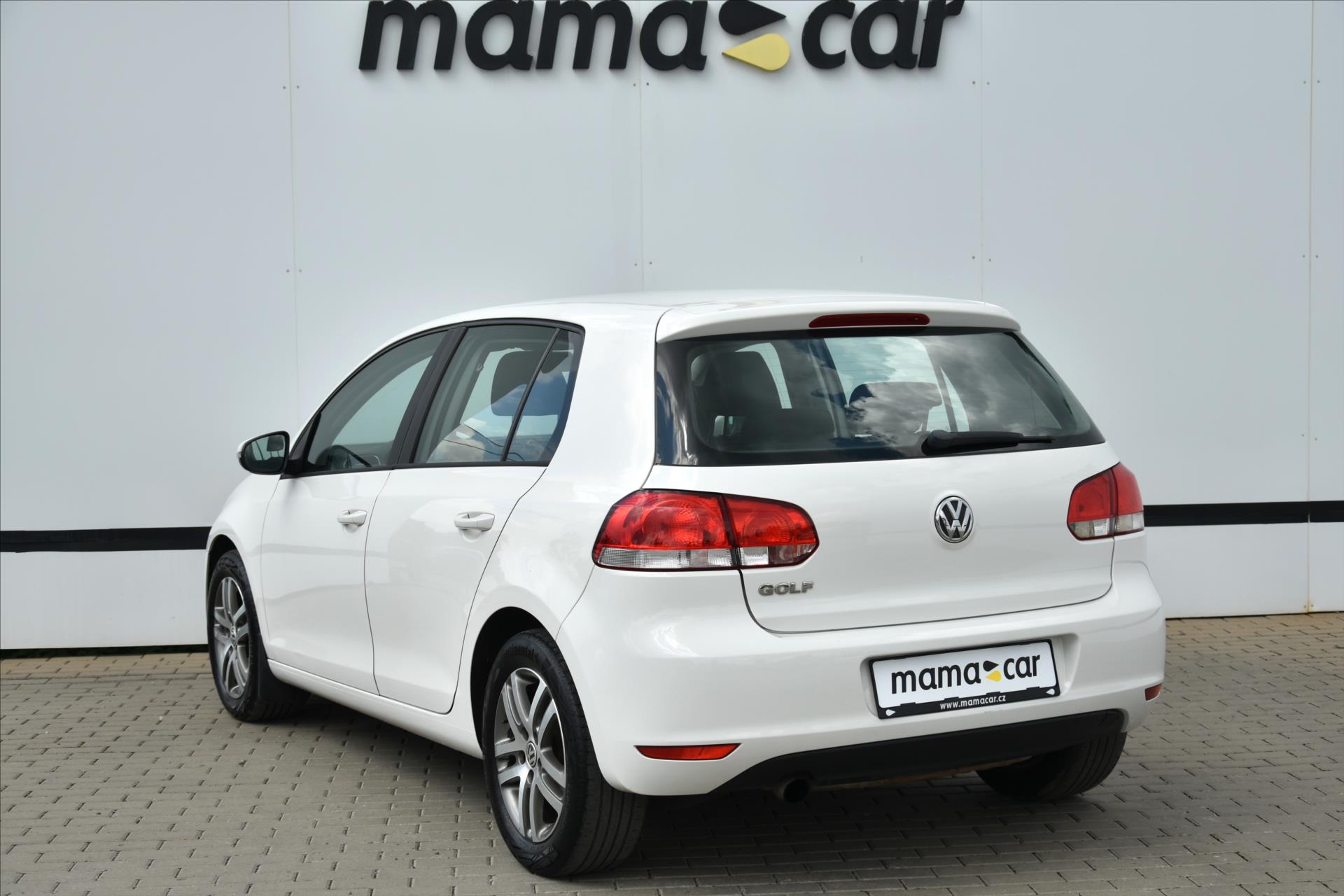 volkswagen-golf-1-2tsi-77kw-trend-servis-kn - 4