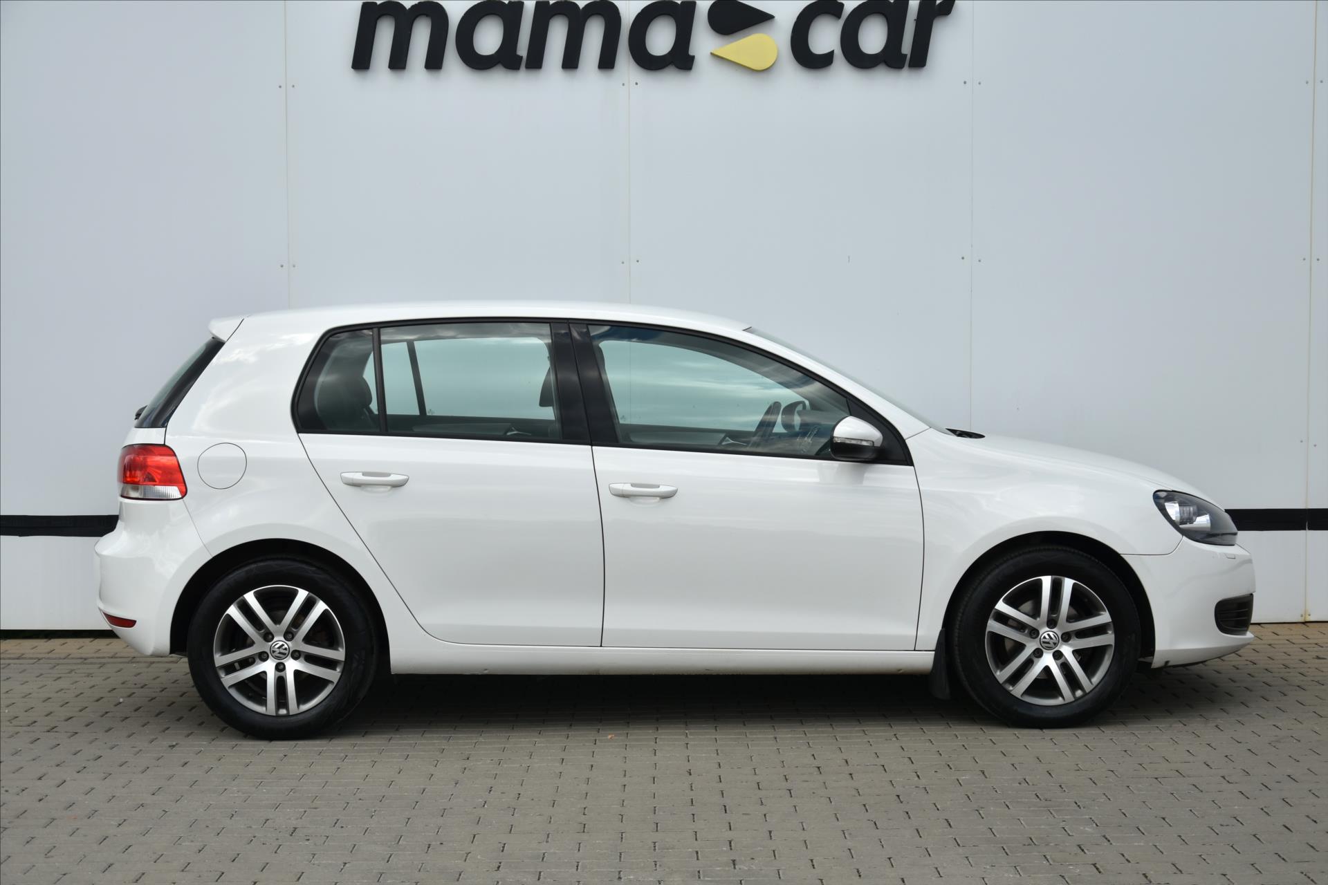 volkswagen-golf-1-2tsi-77kw-trend-servis-kn - 7