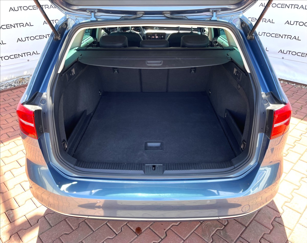 volkswagen-passat-2-0-tdi-140kw-dsg-cr - 8