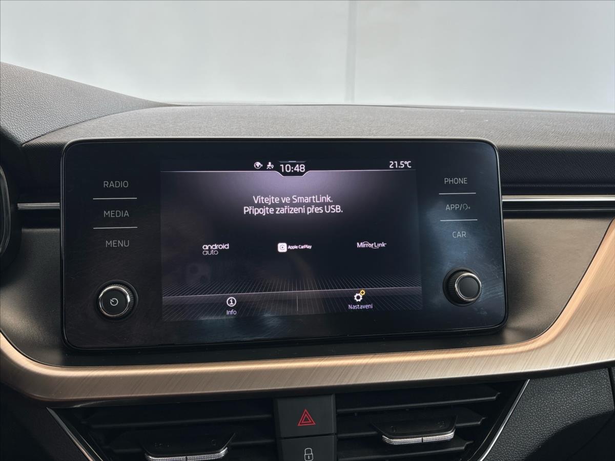 skoda-kamiq-1-0-tsi-style-7dsg - 9