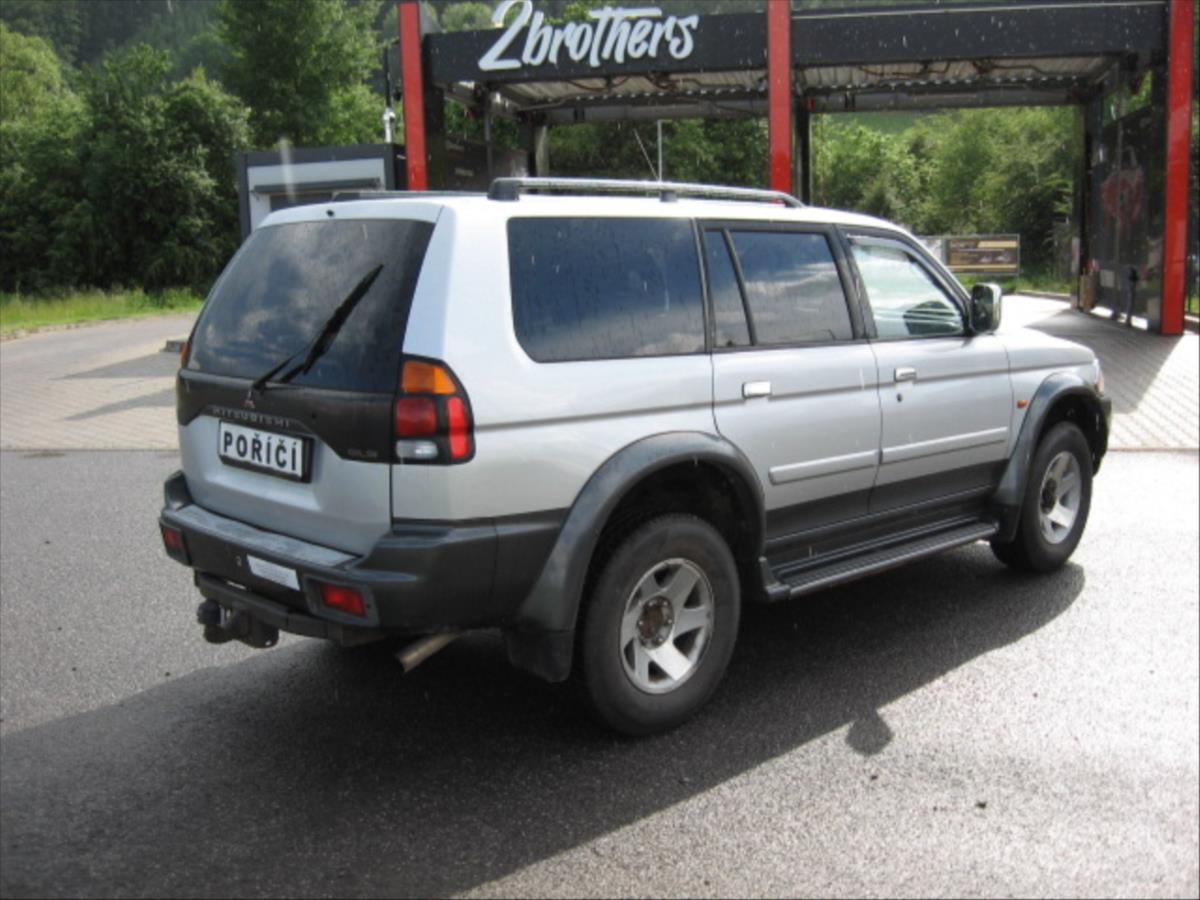 mitsubishi-pajero-sport-2-5-td - 5