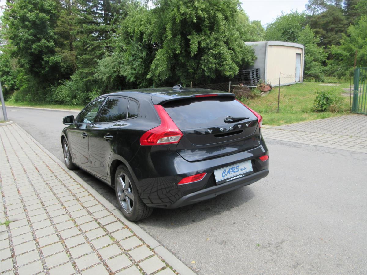 volvo-v40-1-6-d-d2-84kw-klima-park-sys-dph - 6