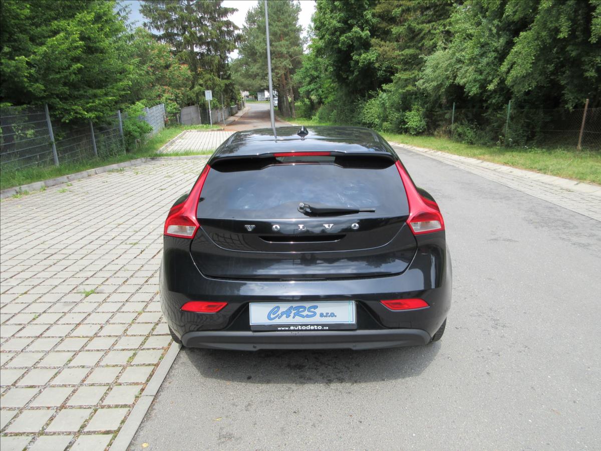 volvo-v40-1-6-d-d2-84kw-klima-park-sys-dph - 7