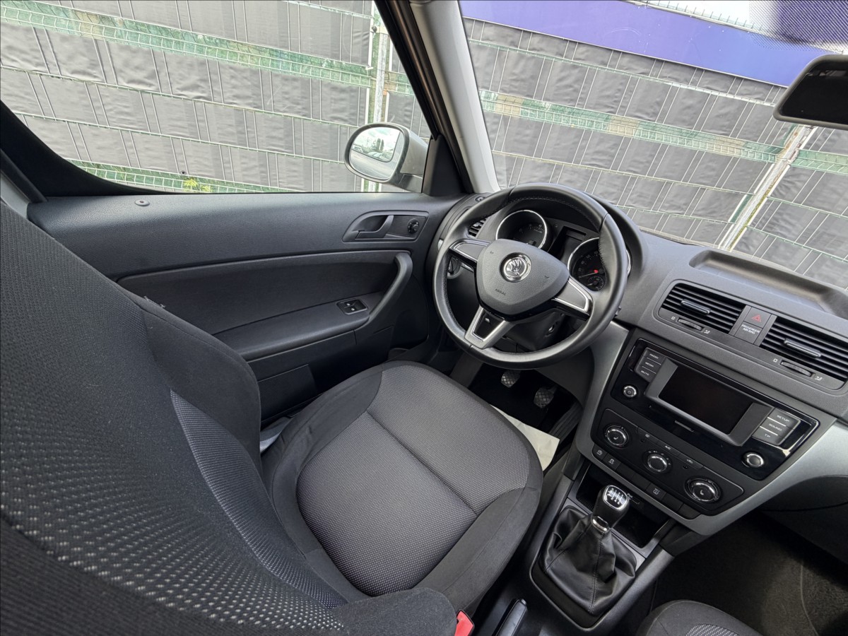 skoda-yeti-1-2-tsi-active - 8
