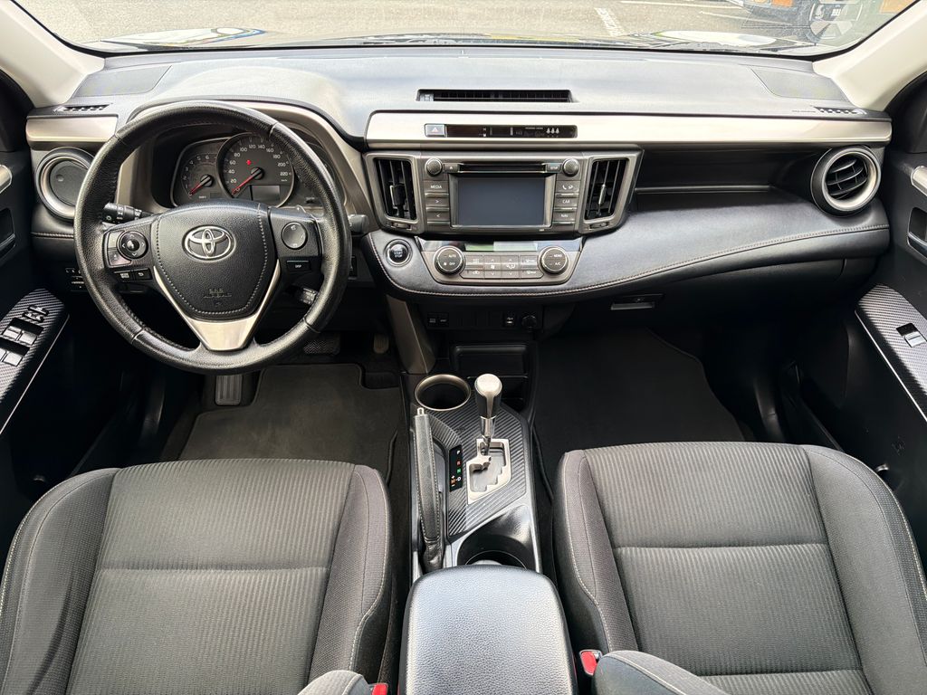 toyota-rav4-2-2-d-4d-150k-automat-4x4 - 2