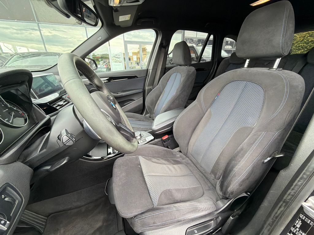 bmw-x1-2-0i-141kw-m-paket-xdrive-4x4 - 8