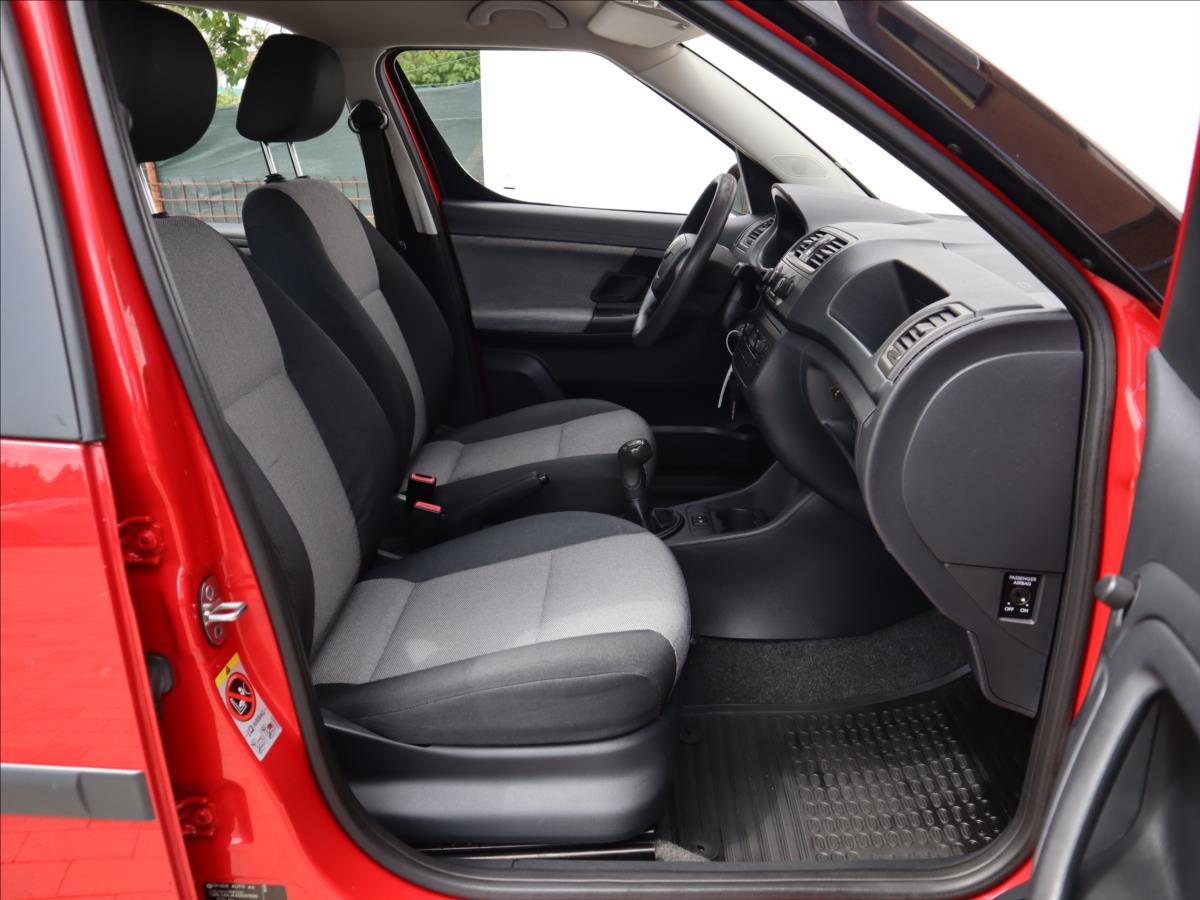 skoda-roomster-1-4-i-16v-park-senzory - 7