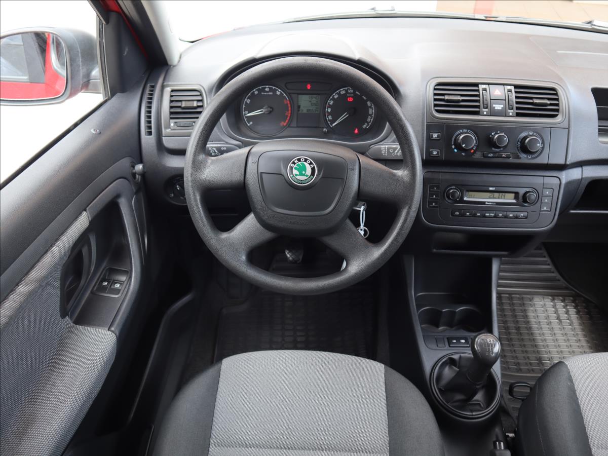 skoda-roomster-1-4-i-16v-park-senzory - 8