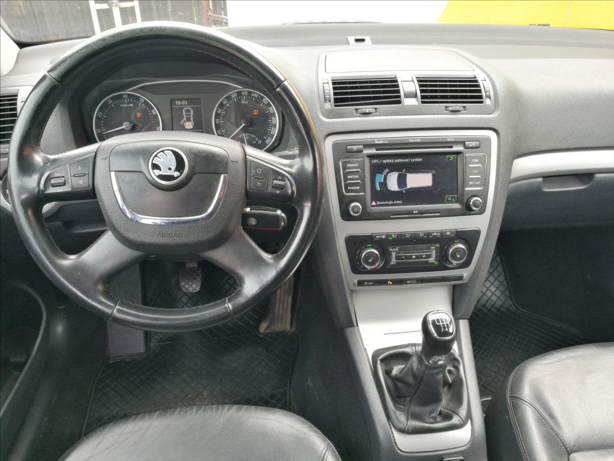 skoda-octavia-1-2-tsi-lpg-kombi-elegance - 4