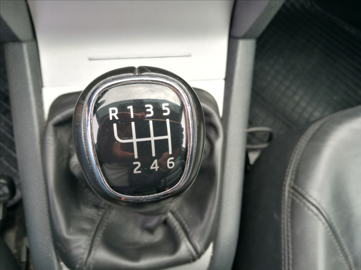 skoda-octavia-1-2-tsi-lpg-kombi-elegance - 6