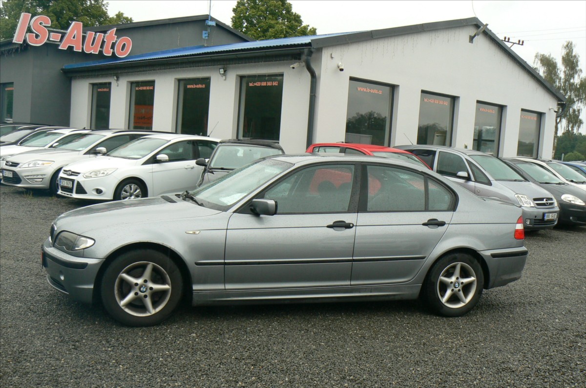 BMW Řada 3 1,8 316i  motor jde na 3 válce