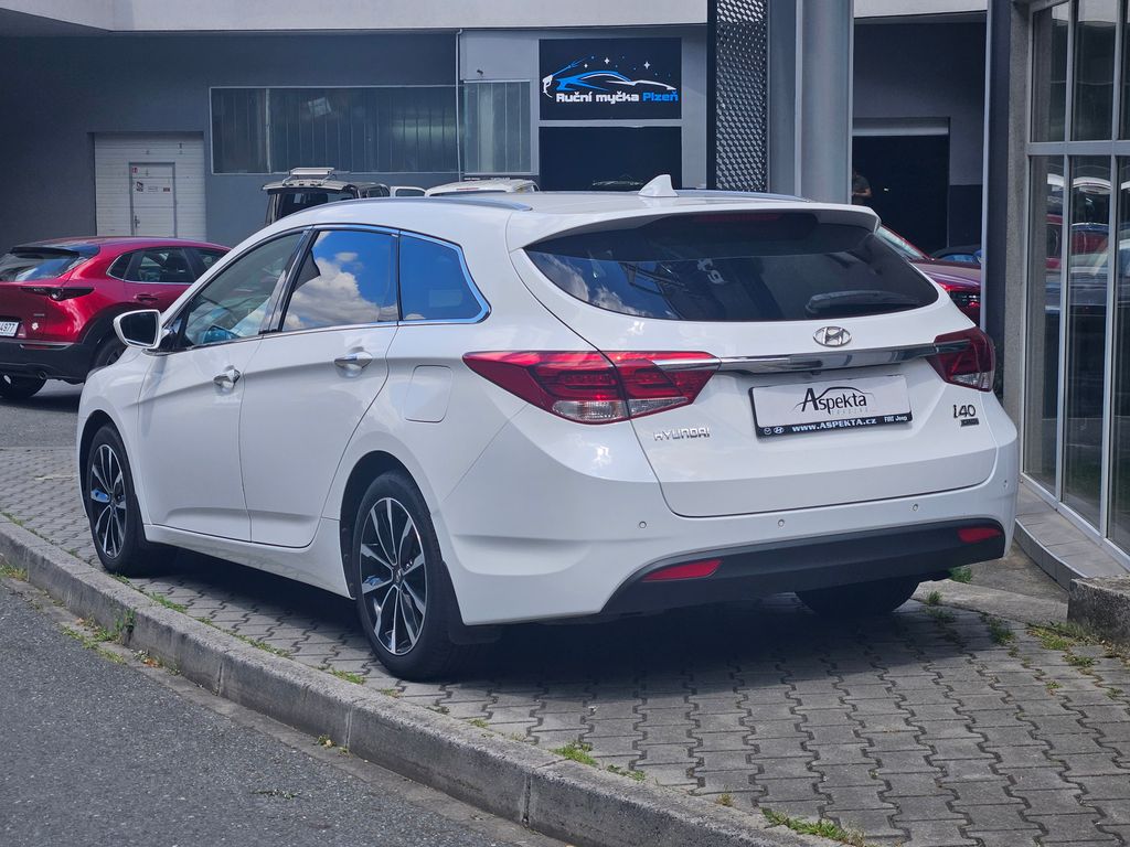 hyundai-i40-1-6-crdi-succes-winter-1-maj - 2