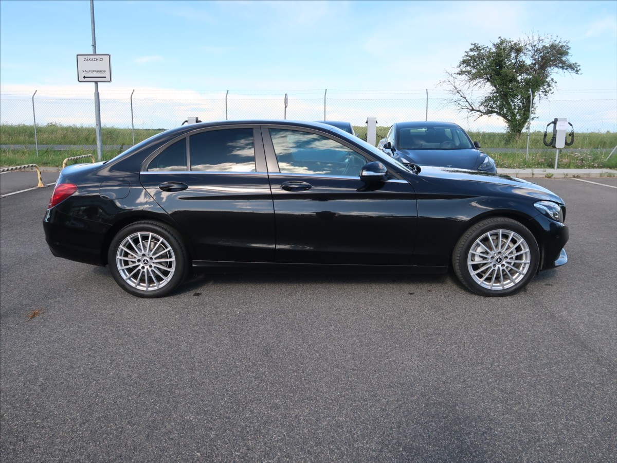 mercedes-benz-tridy-c-1-6-180d-bluetec - 7
